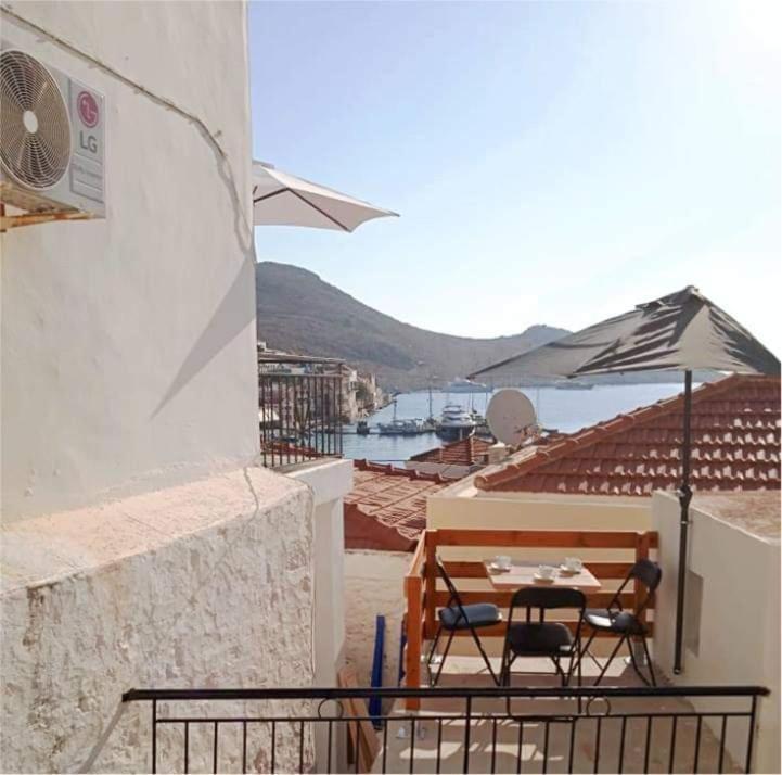 Occasus Room Comfort Chalki Town Bagian luar foto